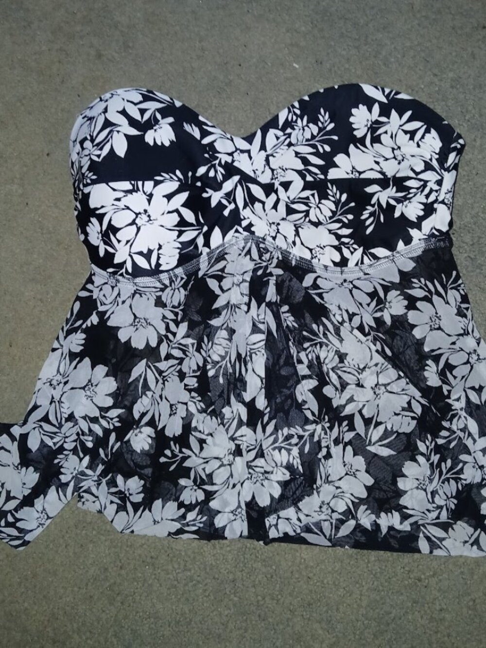 strapless swim top